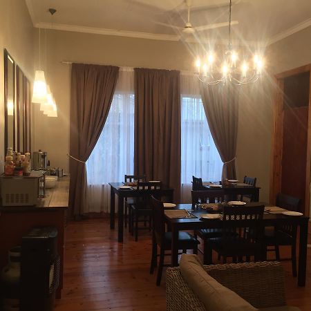 Tranquil House B&B @ 1 College Ave ควีนส์ทาวน์ ภายนอก รูปภาพ