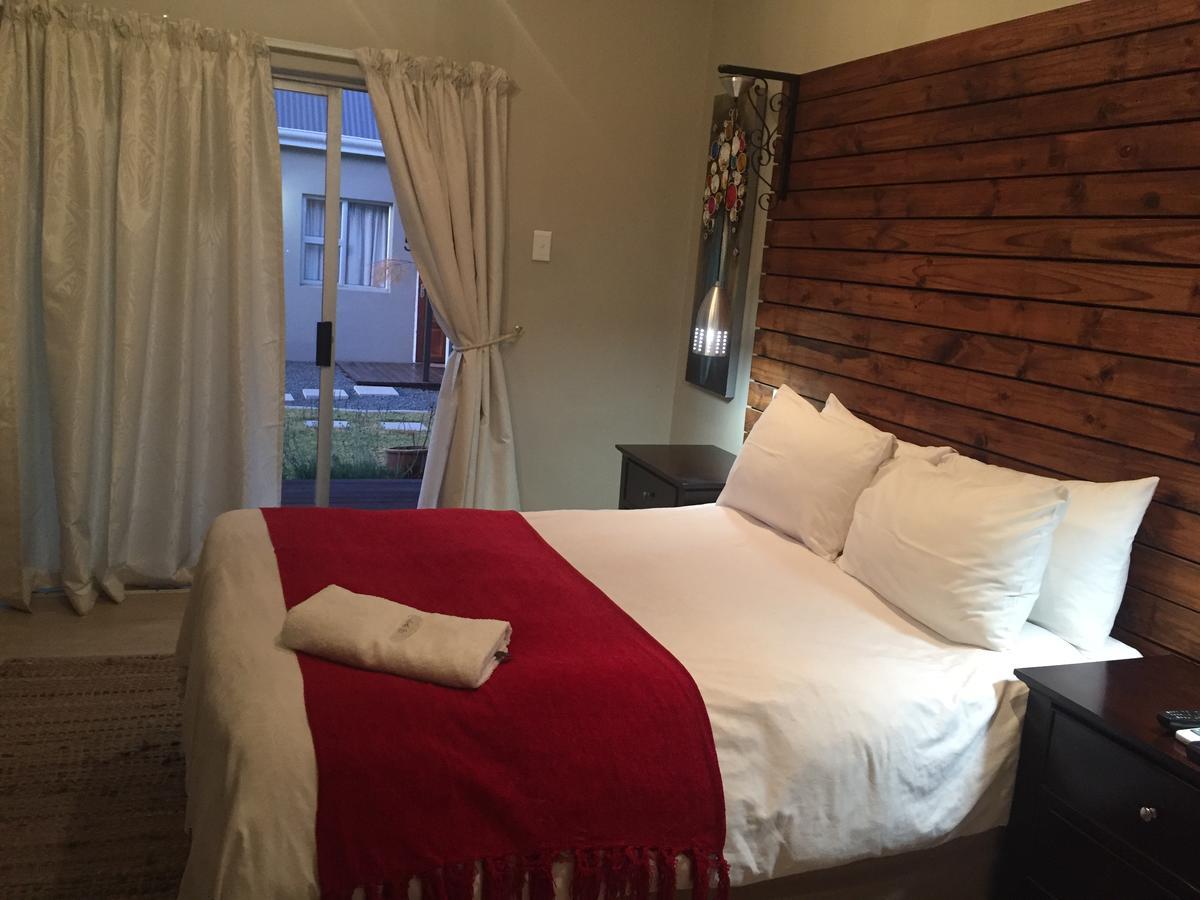 Tranquil House B&B @ 1 College Ave ควีนส์ทาวน์ ภายนอก รูปภาพ
